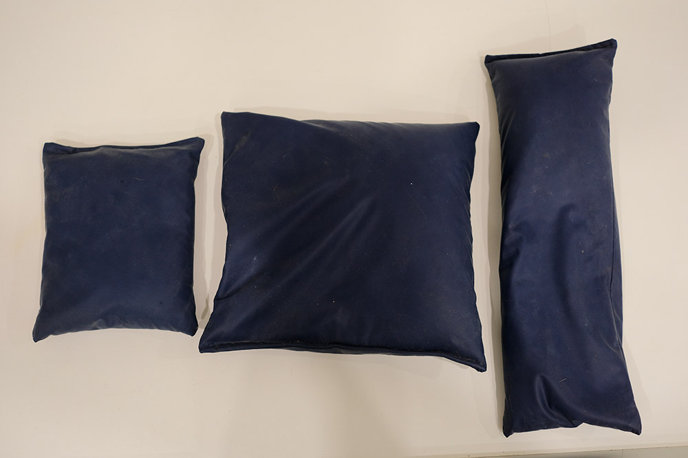 Figure 2 — Sandbag positioning aids which can be used to aid in patient